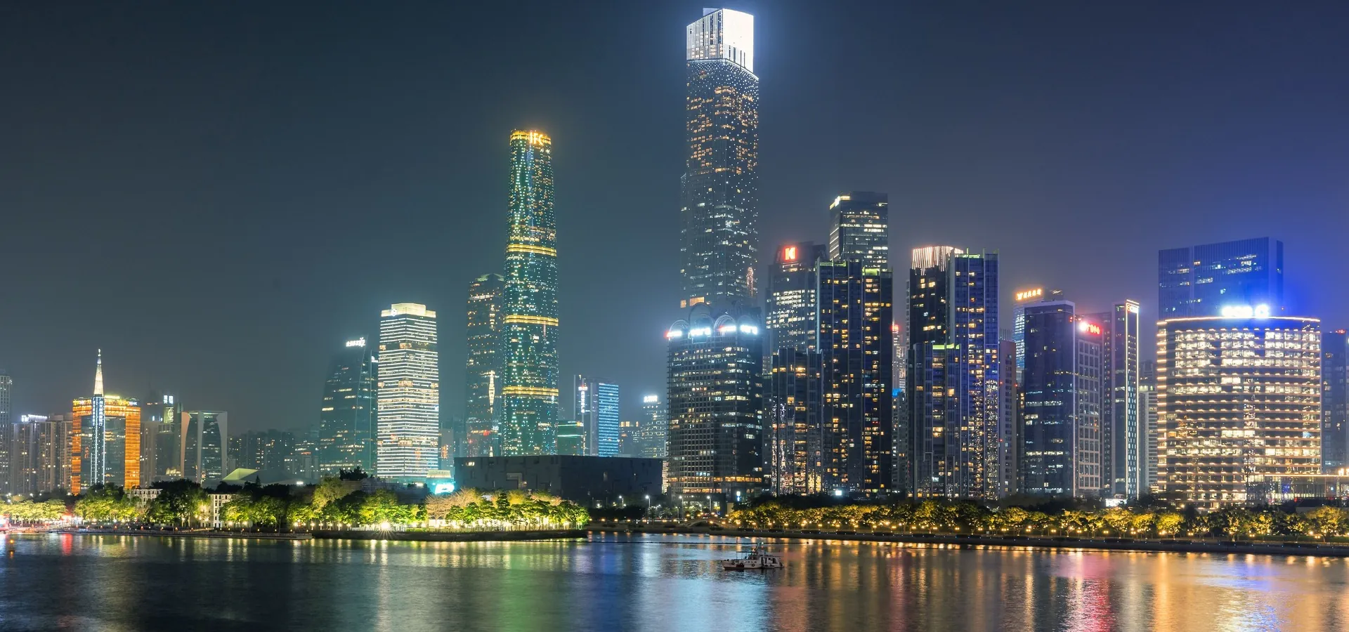 Guangzhou Travel Guide: Cantonese Food, Canton Tower & Lingnan Culture