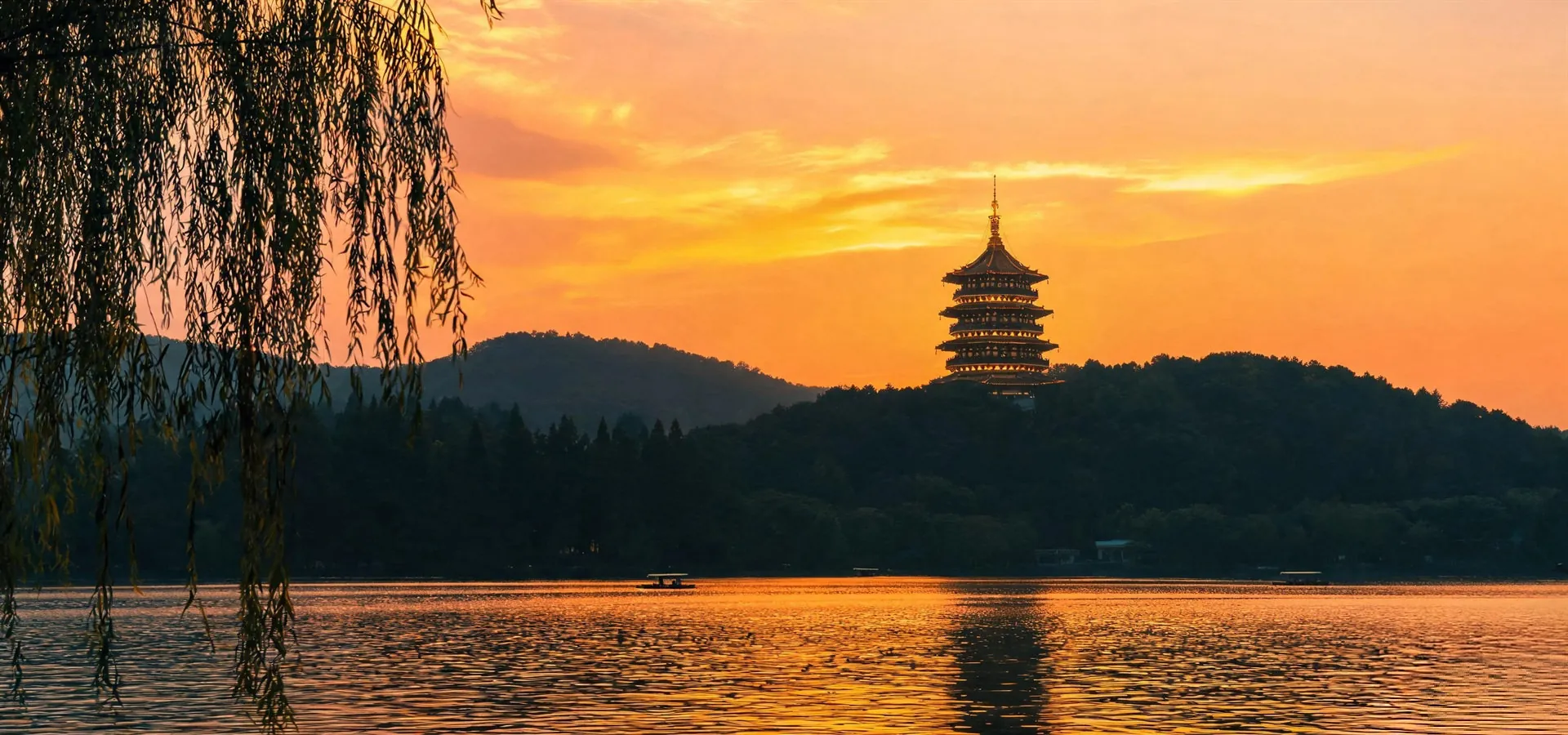 Hangzhou Travel Guide: West Lake, Longjing Tea & Zen Temples